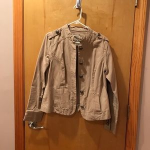 Khaki jacket with large metal buttons. Awesome!